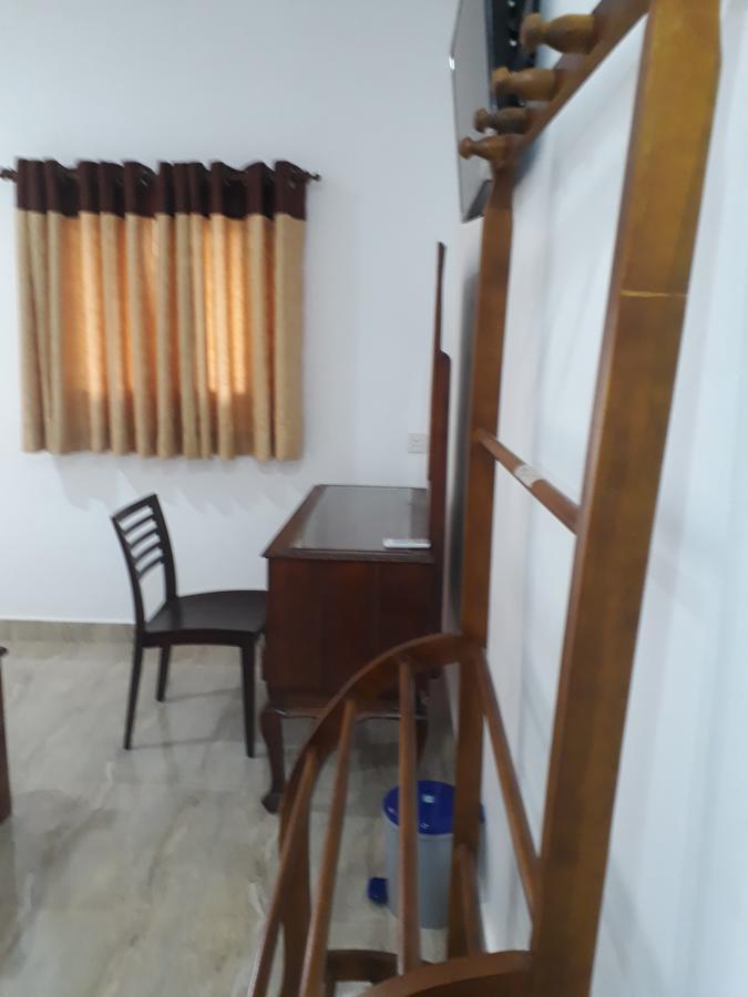 Villa 67 Negombo Buitenkant foto